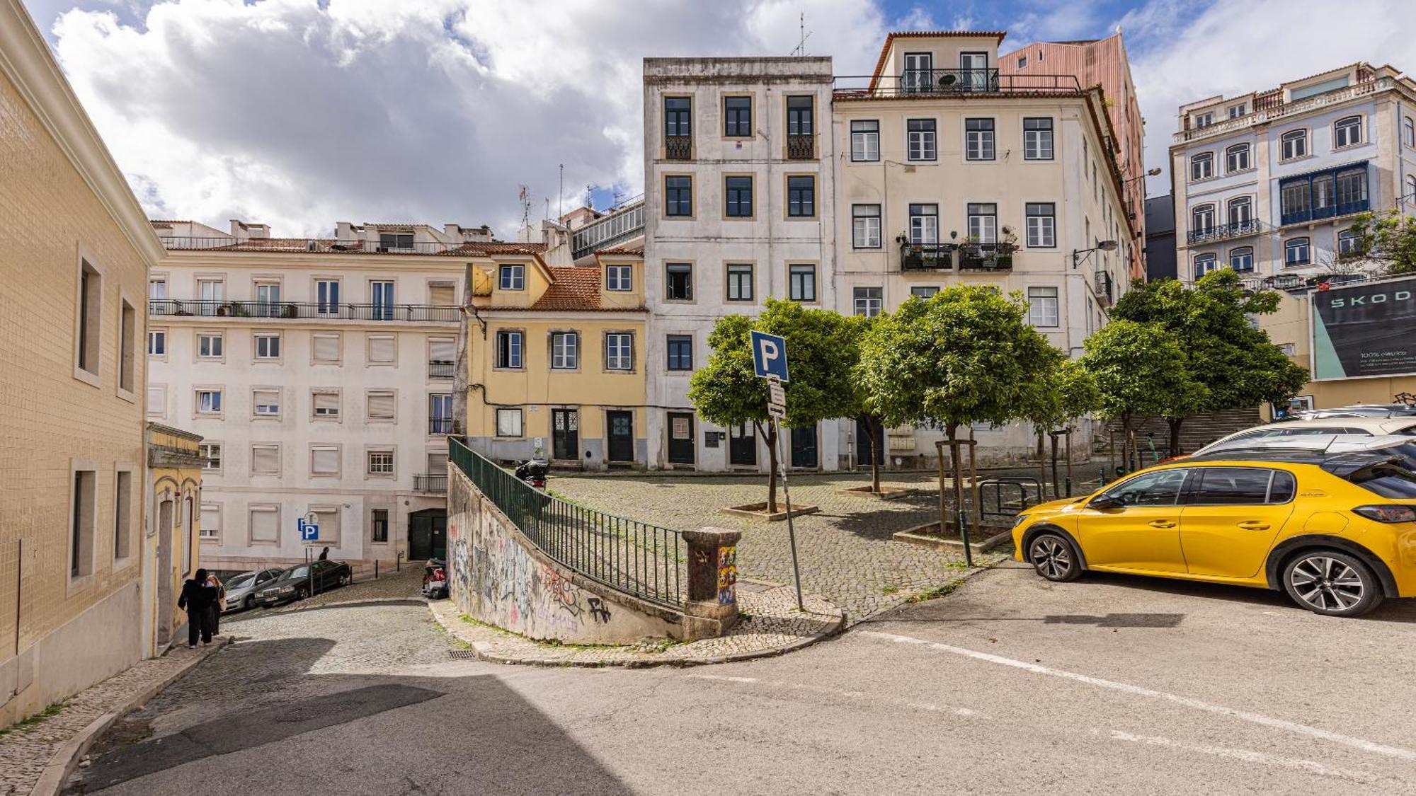 Classy 2bdr House With Balcony By Lovelystay Apartment Lissabon